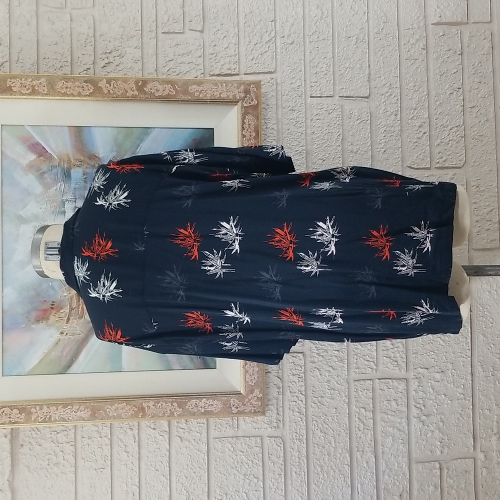 Guess Jean Short Sleeve Button Down Print Shirt - Picture 2 of 12